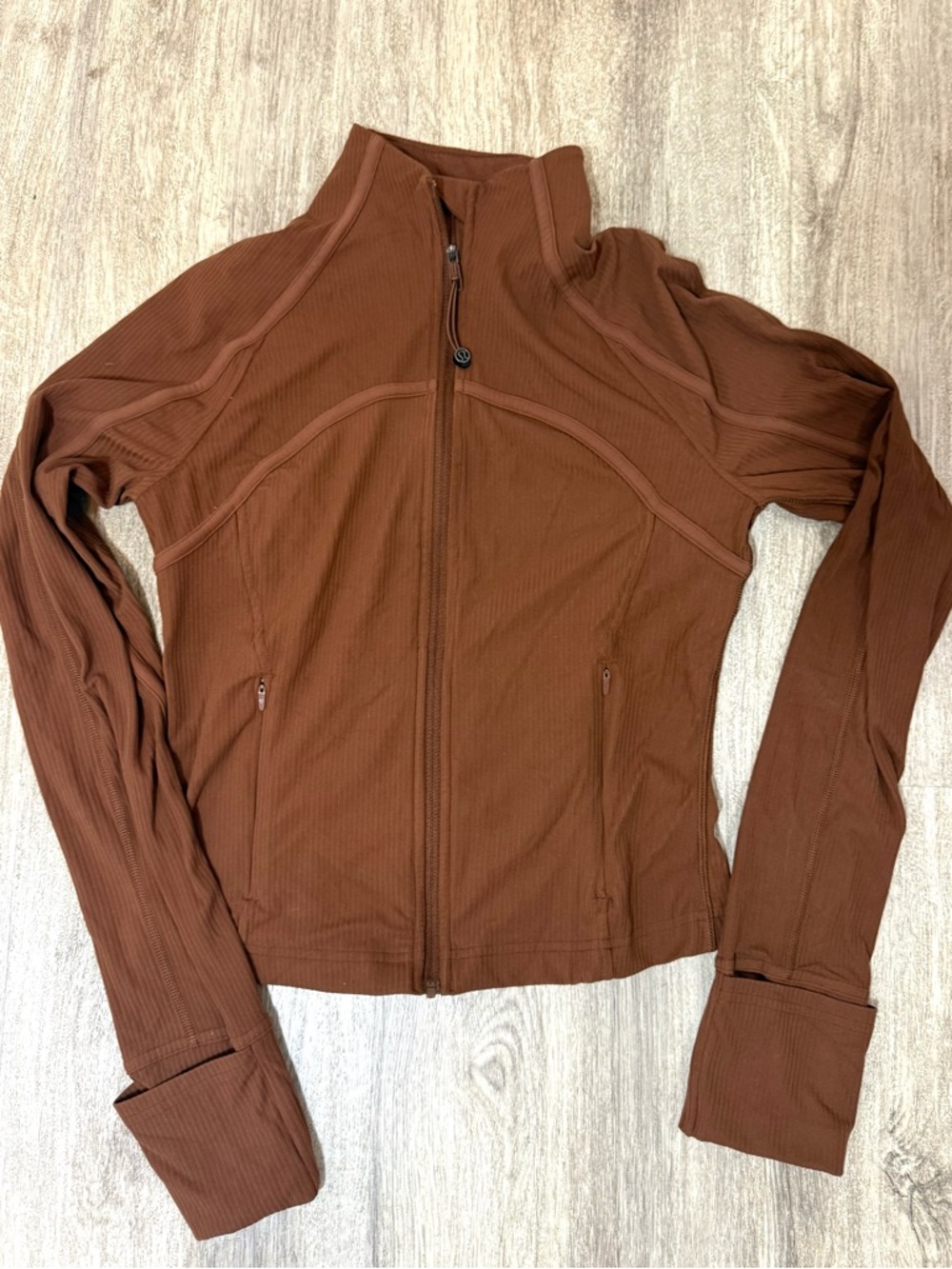 Lululemon🤎Ribbed Nulu Cropped Define
Jacket